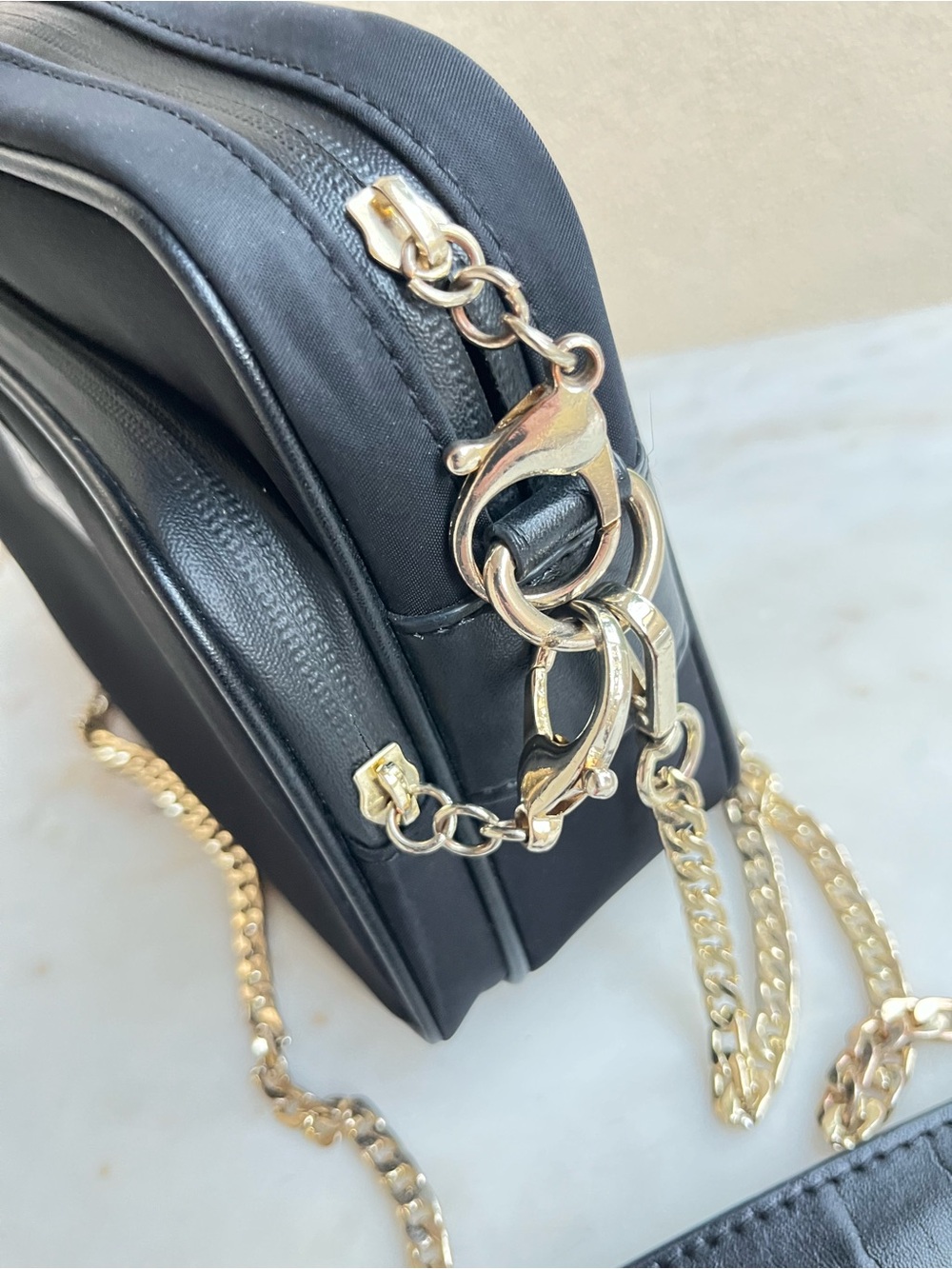 Arden Cove Crissy Full antitheft crossbody - Picture 4 of 12
